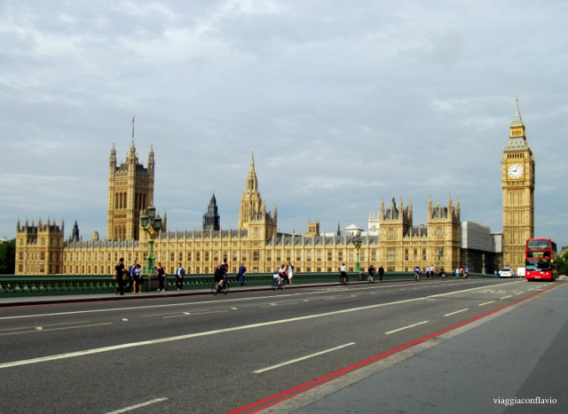 Cosa vedere a Londra in 5 giorni. House of Parliament, Big Ben e Palazzo di Westminster.