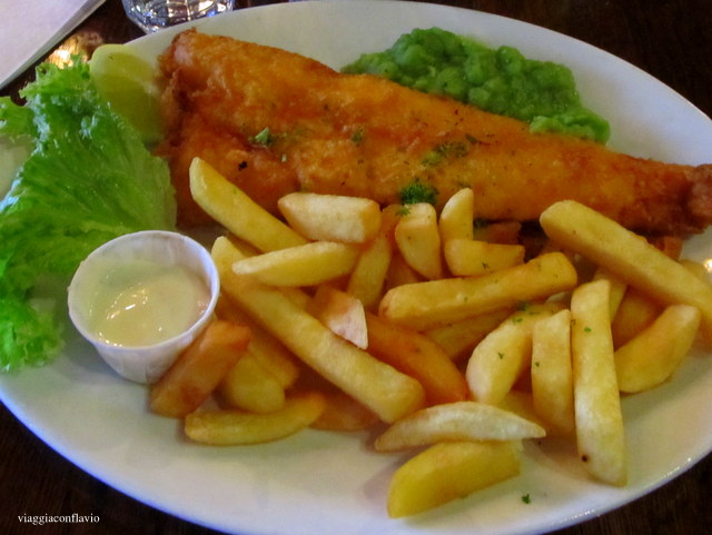 Cosa mangiare a Londra, Fish and Chips, il piatto tipico inglese.