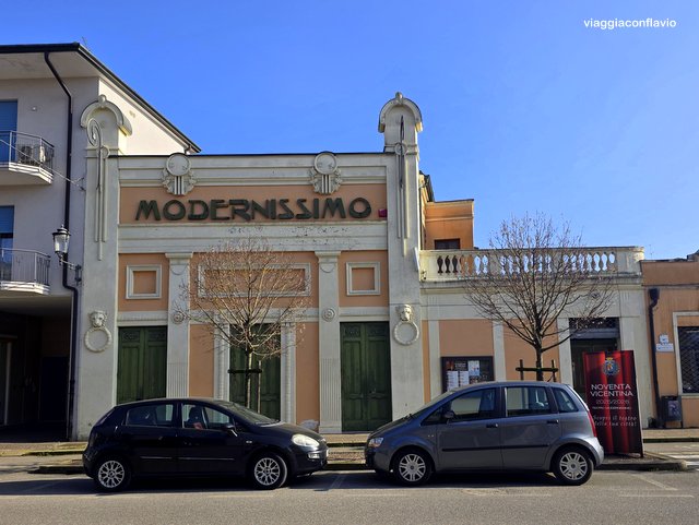 Cosa vedere a Noventa Vicentina. Teatro Modernissimo.