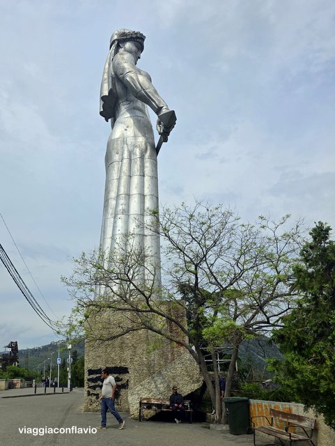 Cosa vedere a Tbilisi in 3 giorni. Madre della Georgia. Kartlis Deda. Mother Georgia.